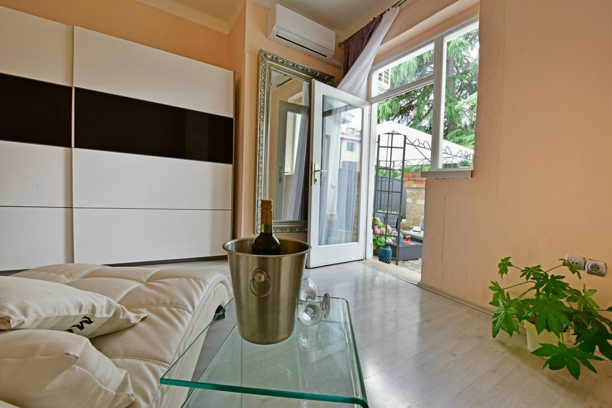Apartment Herak